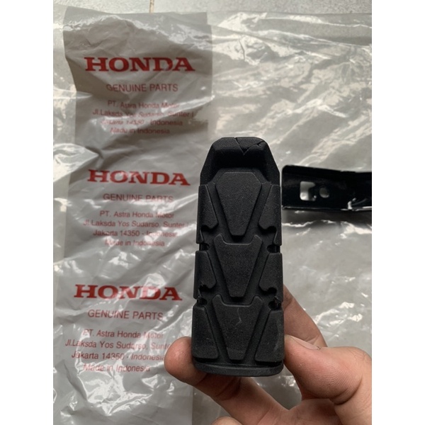 cao su gác chân trước sonic 150r