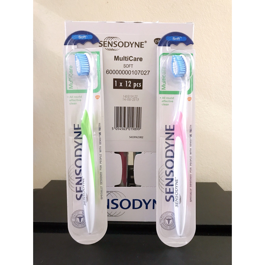 BÀN CHẢI ĐÁNH RĂNG SENSODYNE MULTICARE SOFT