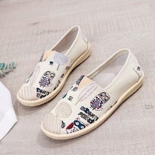 Giày lười slip on cho bạn gái cute