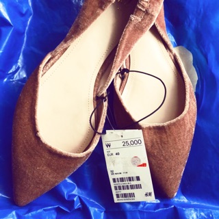 giày hm.size 40........................................................giày hm size 40 pass nhanh.......................