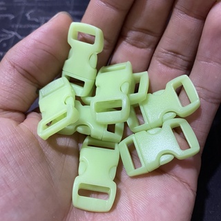 ( 2 cái ) Khóa paracord nhựa dạ quang siêu đẹp