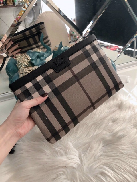 Cltuch cầm tay thời trang( tuyển ctv sỉ ₫