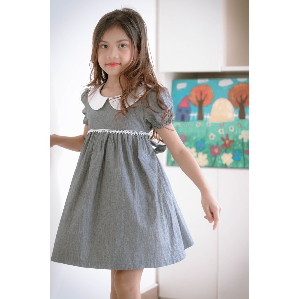 Đầm bé gái cổ sen trắng ren ngực. Từ 11kg đến 45kg K106, K107 &amp; K108