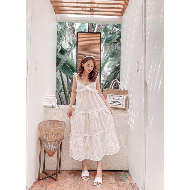 Đầm maxi trắng phối ren bèo tiểu thư có đệm ngực siêu xinh, Váy dài đi biển dáng xoè nhẹ chất thô đẹp | BigBuy360 - bigbuy360.vn