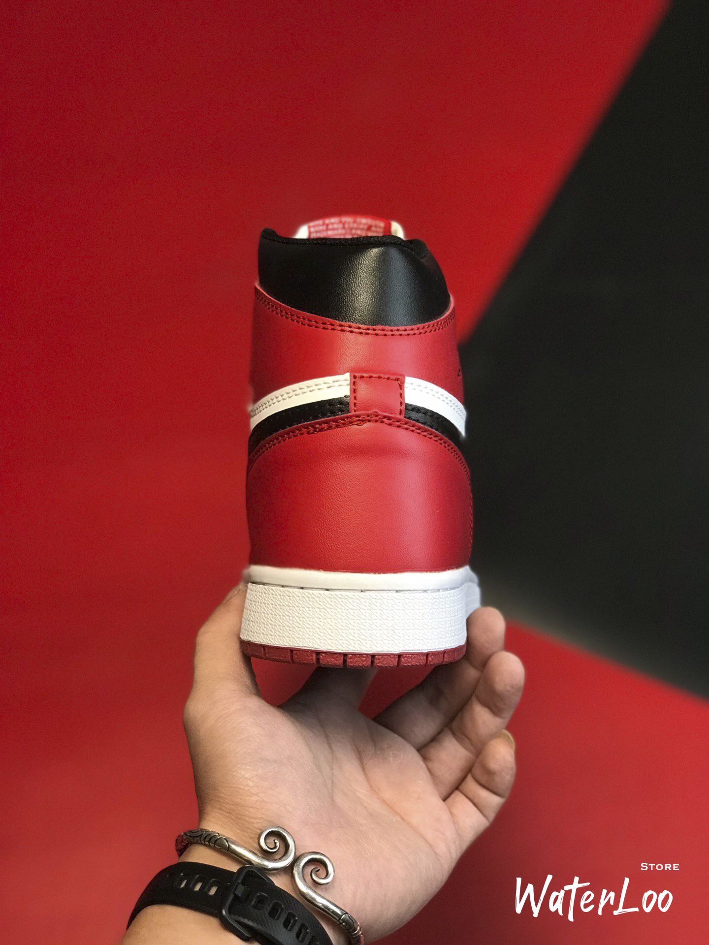 [FREESHIP+HỘP+QUÀ] Giày Thể Thao Sneakers AIR JORDAN 1 Retro High Chicago đỏ trắng cao cổ