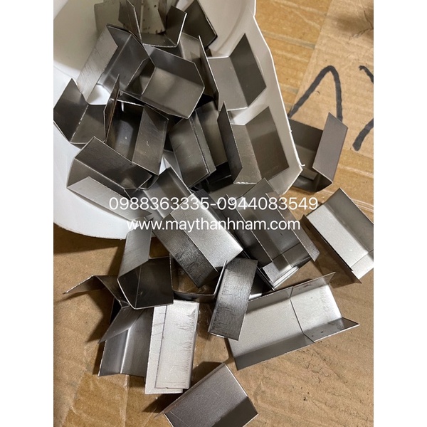 Bọ sắt kẹp đai thùng - 1 kg khoá dây đai