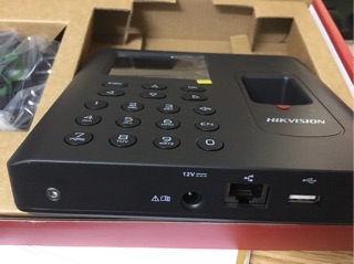 DS-K1A801MF Máy chấm công IP hikvision
