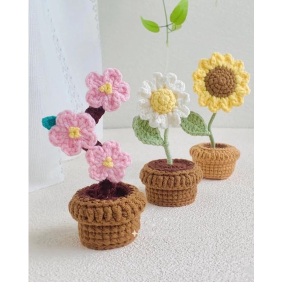 Chậu hoa len mini handmade trang trí nhà cửa