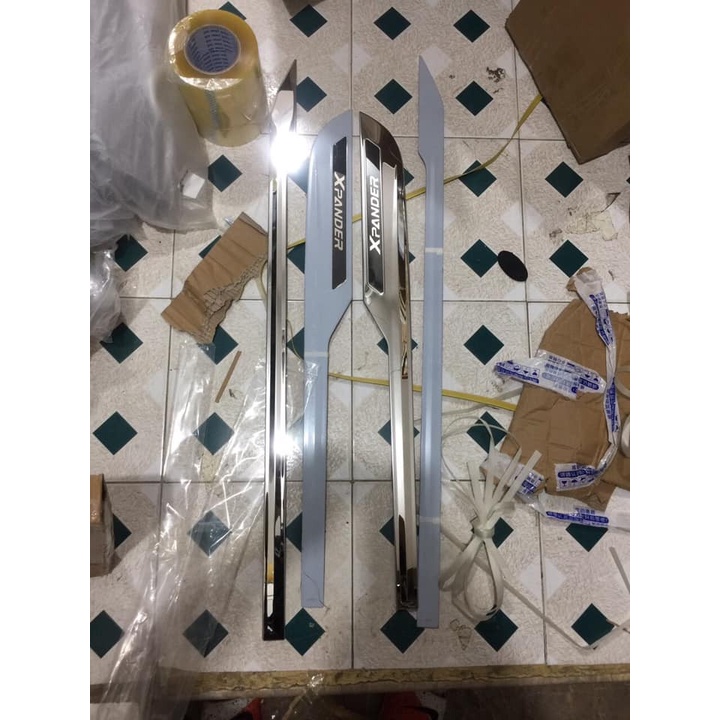 Nẹp sườn Xpander mẫu inox mới xịn không han gỉ, không bong tróc bay màu - Do choi xe hoi uy tin