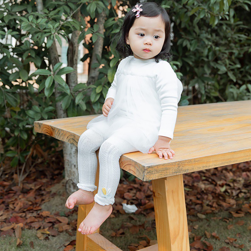 Quần legging cotton mềm phối hoa văn nổi màu trơn thoải mái cho bé gái