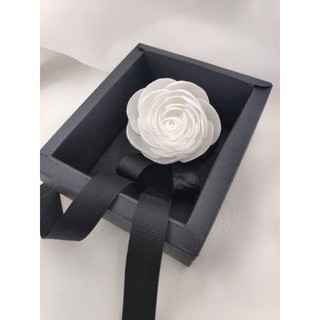Cài áo hoa hồng handmade - H71