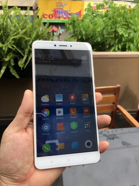 Điện thoại xiaomi mi max 2 cpu 8 nhân ram 4gb 64gb 2 sim màn hình khủng 6.44 inch