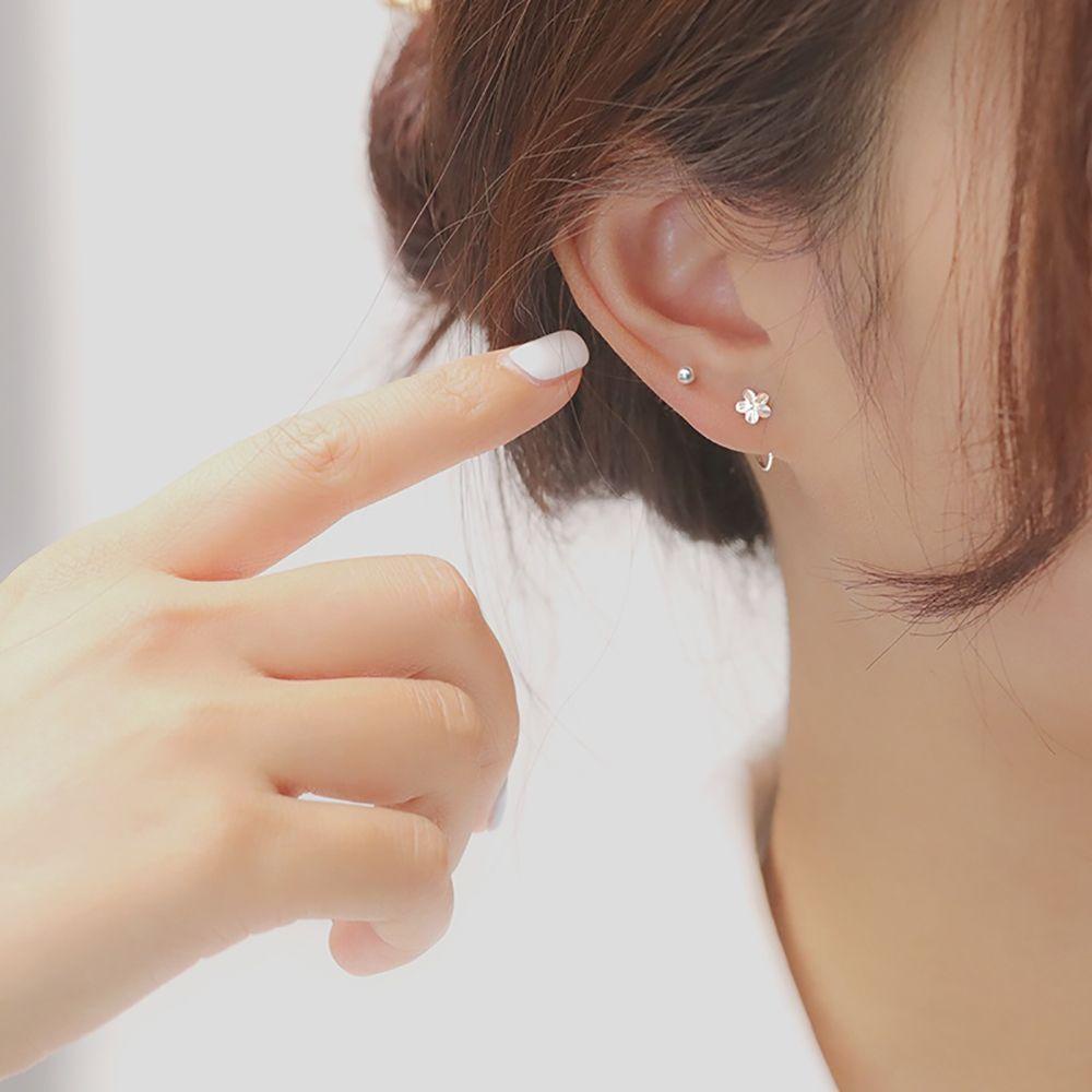 Bông Tai Hợp Kim Hình Hoa / Mặt Trăng / Trái Tim Đơn Giản Thời Trang