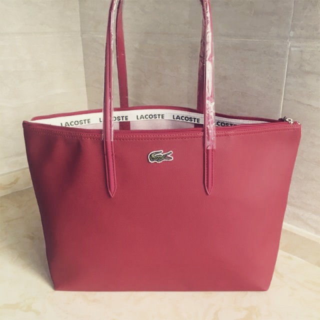 Tote L.acoste