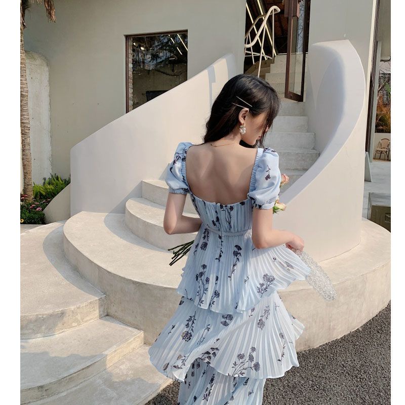 Đầm voan dập ly 3 tầng màu xanh hoạ tiết hoa hồng