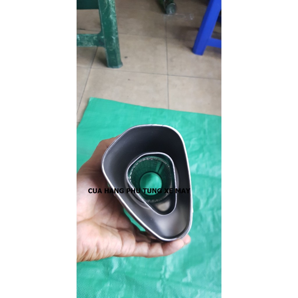 Pô AKRAPOVIC R1 NHẬP - chưa kèm cổ