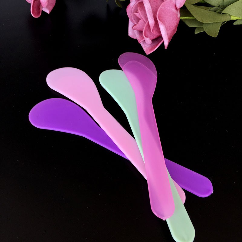 Combo 100 que thìa nhựa trộn quét mask mặt nạ bột dùng trong spa