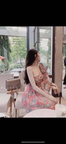 váy hoa trễ vai zarrraaaa