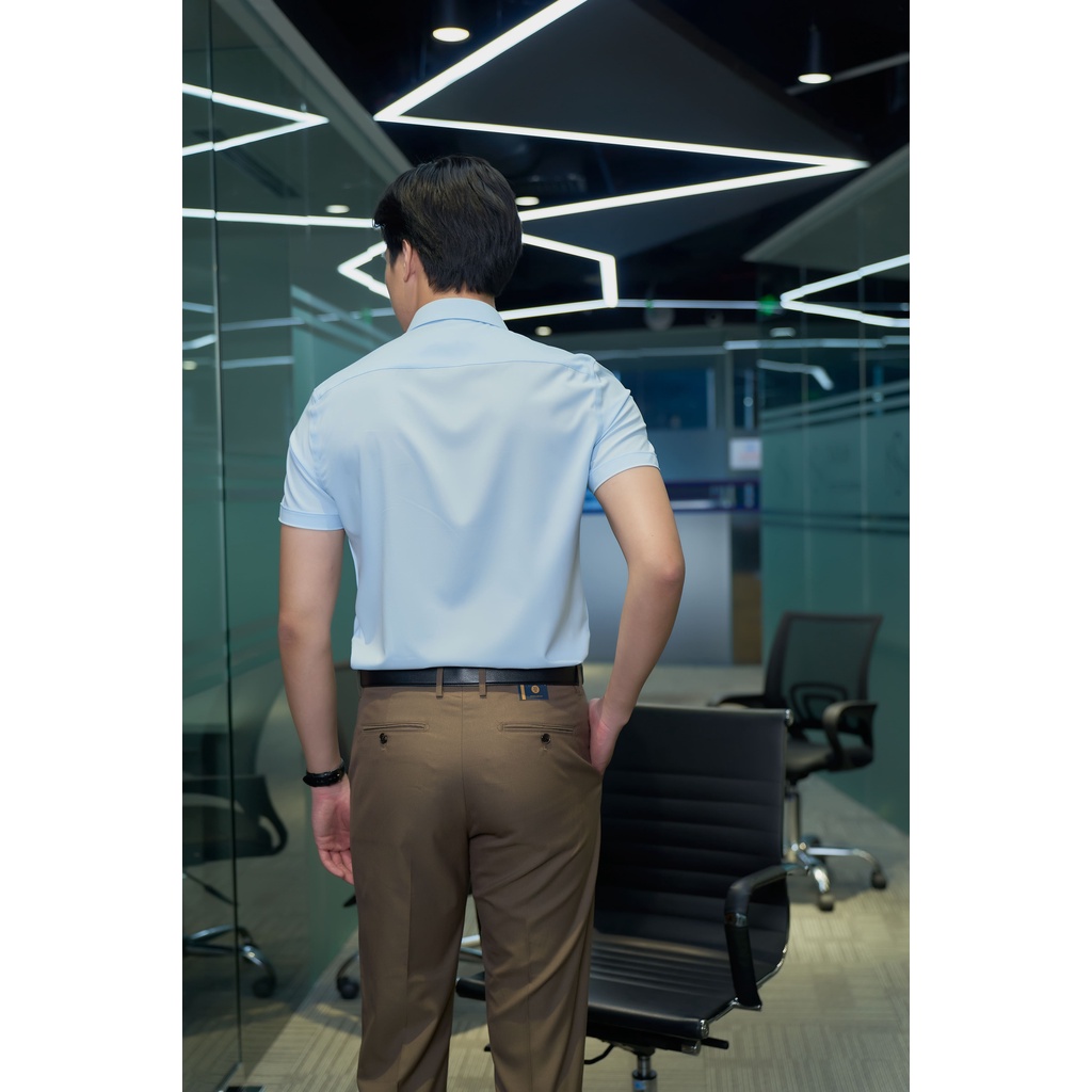 Áo Sơ Mi Nam Ngắn Tay DGCs - SASNBA59M kiểu dáng ôm, họa tiết trơn, vải Nano cực thoáng mát và thấm hút tốt