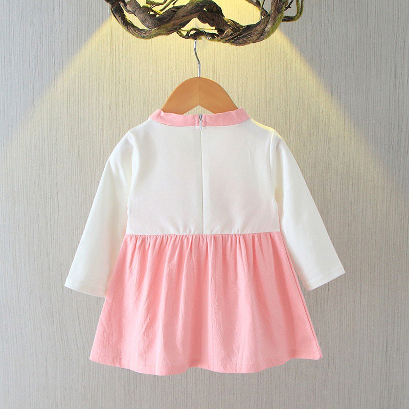 Đầm dài tay thêu hoa dễ thương dành cho bé gái