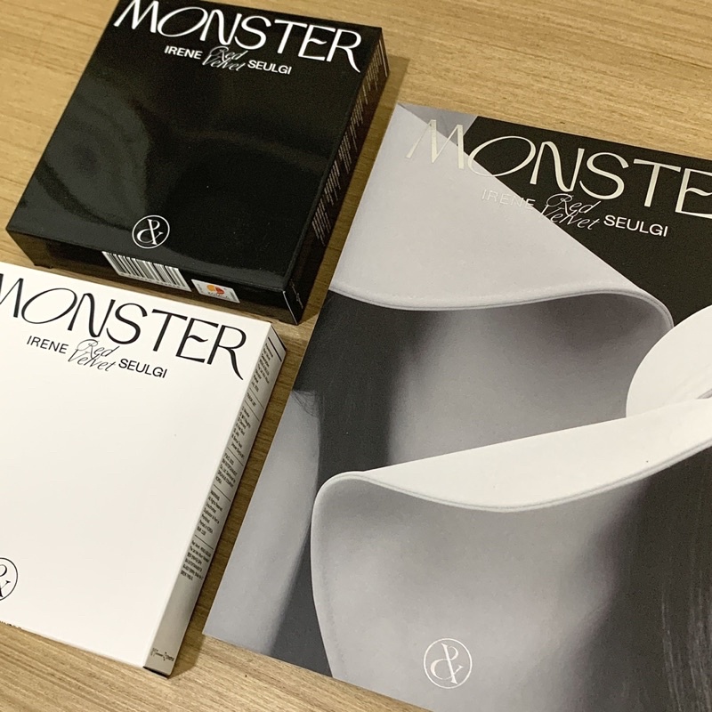 sticker đen trắng Monster của Irene Seulgi Red Velvet