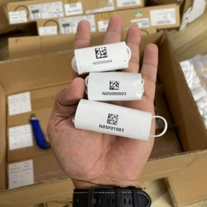 Tai nghe dây 3,5 Vsmart chính hãng, new, Hàng VN chất lượng, độ bền cao,  tích hợp mic đàm thoại, tặng kèm tip cao su