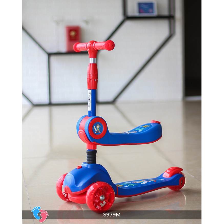 Xe trượt scooter 3 bánh có đèn, có nhạc cho bé Broller BABY PLAZA S979M