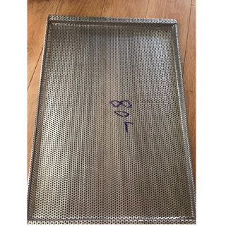 Khay lỗ lò sânky80l đời mới, đời mới,pen 63l (đo kích thước khay đen theo lò trước khi đặt hàng)