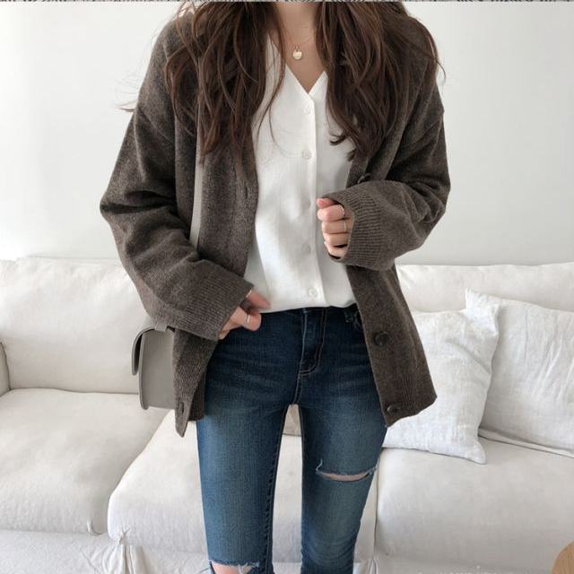 Áo cardigan dáng rộng màu sắc ngọt ngào cho nữ