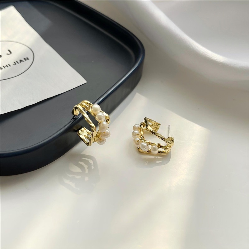 Bông tai/ Hoa tai hợp kim đính hạt giữa phong cách Hàn Quốc