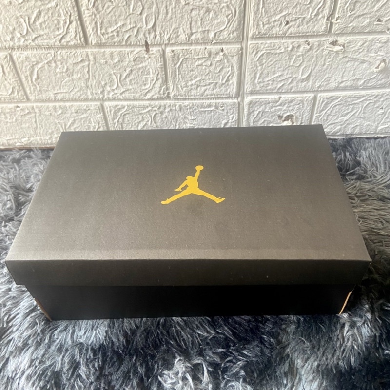 Hộp đựng giày nike jordan size 31x19x11
