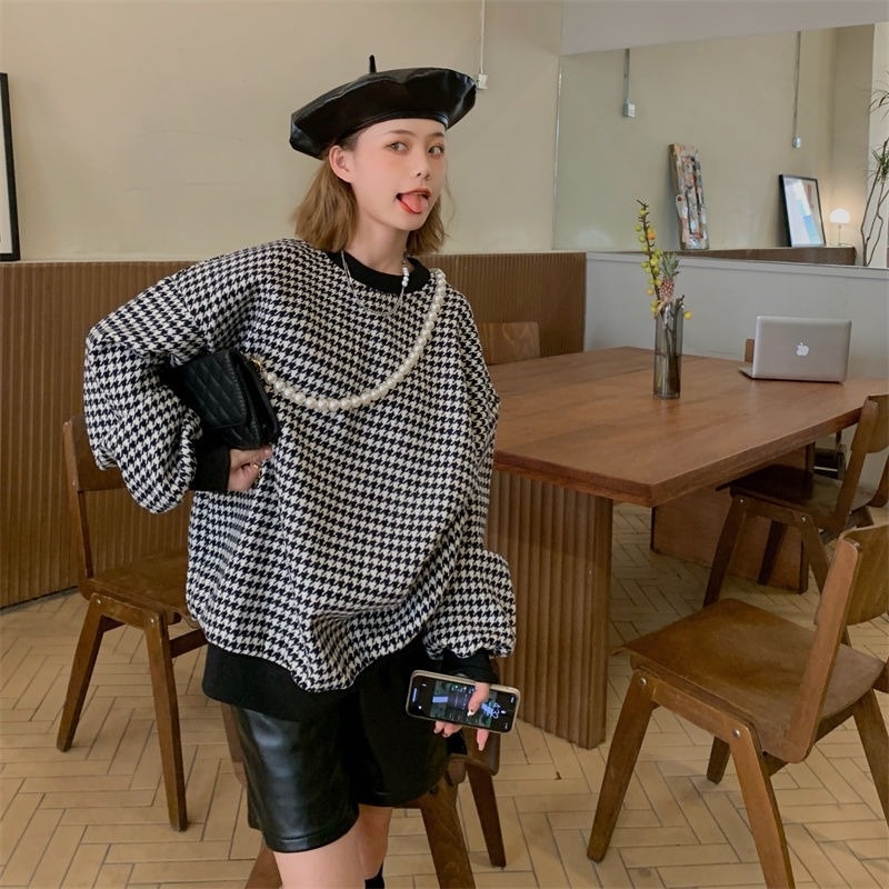 Áo sweater dài vừa họa tiết Houndstooth lót nhung thời trang thu đông phong cách cho nữ
