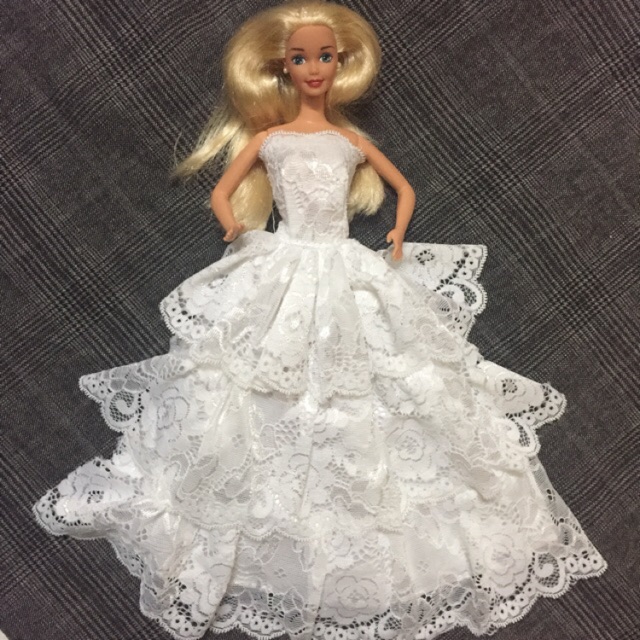 Búp bê barbie