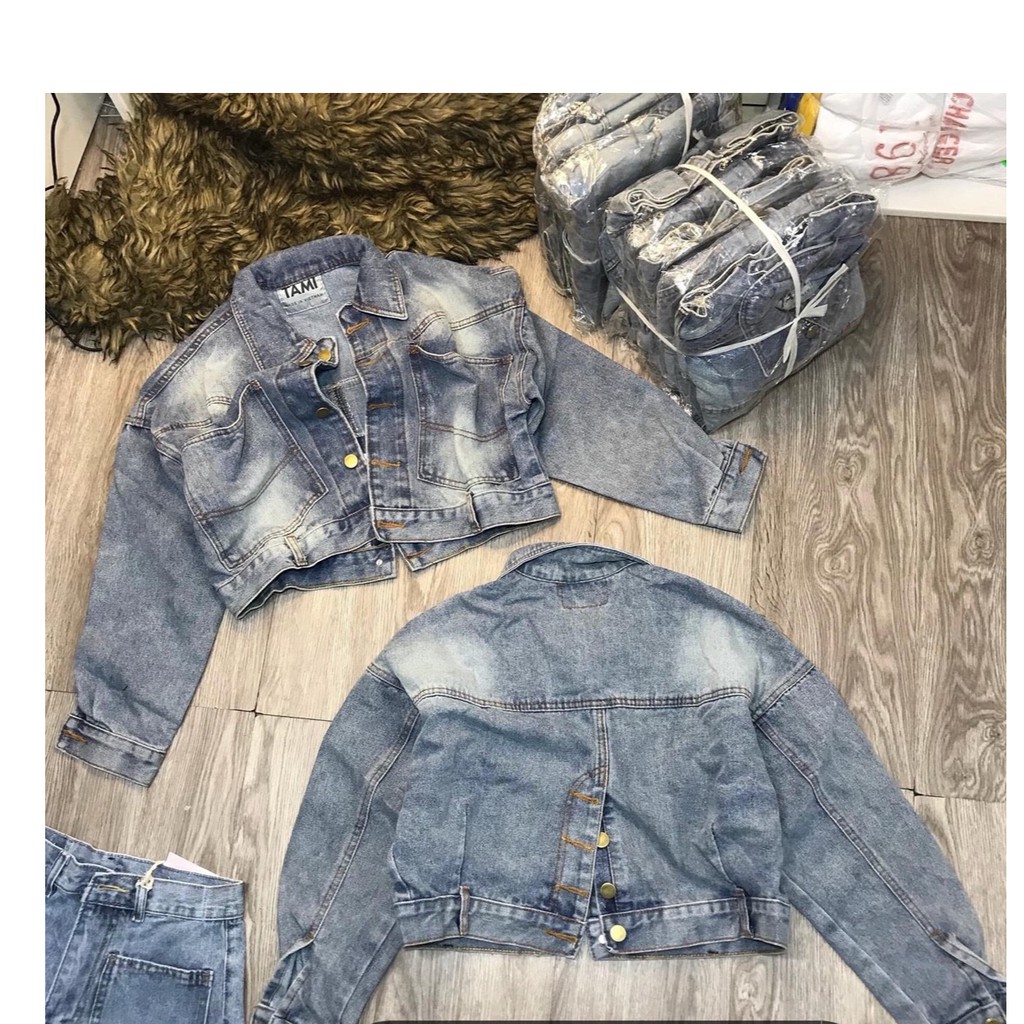 ÁO KHOÁC JEAN NỮ PHỐI CÚC SAU LƯNG THỜI TRANG xanh jean 30066