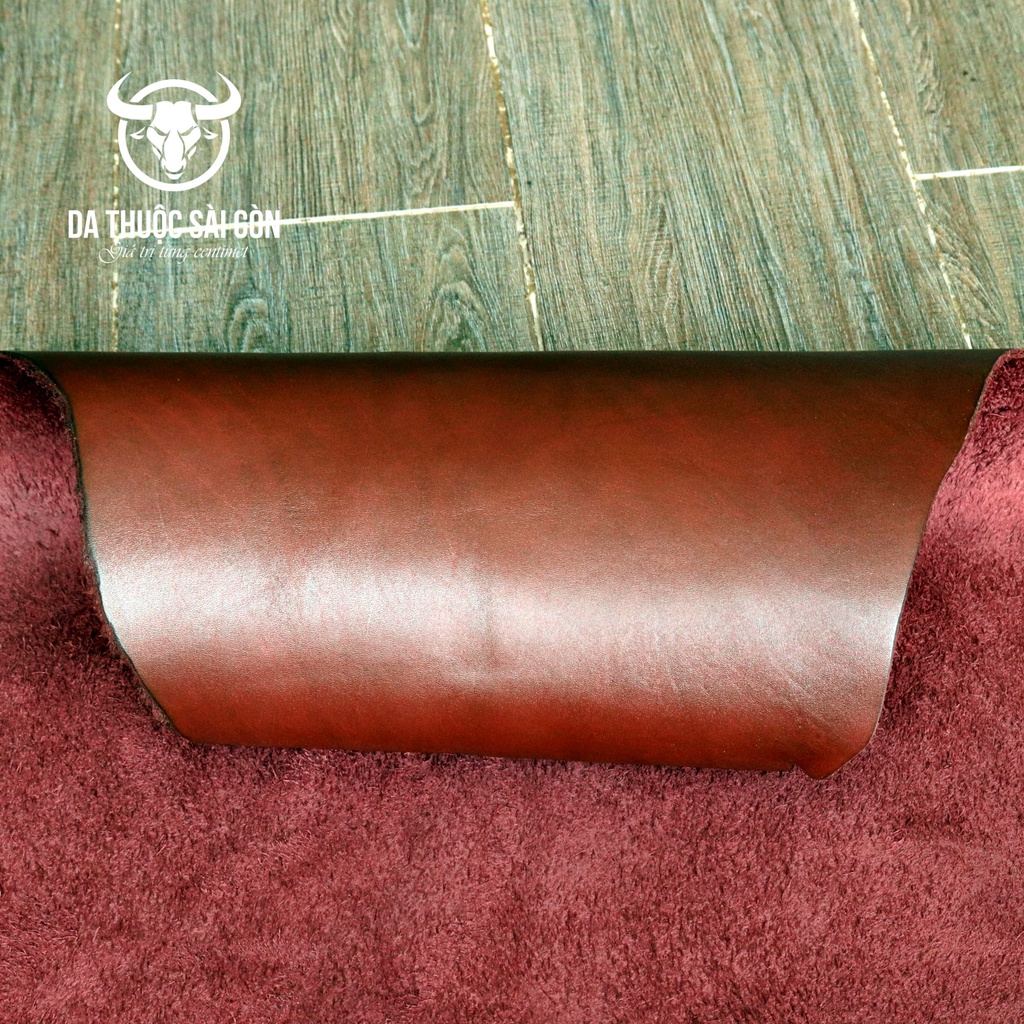 10 Pia da pull mill độ dày từ 2.2 đến 2.4mm màu nâu đỏ thương hiệu Da Thuộc Sài Gòn - Mua bán da bò