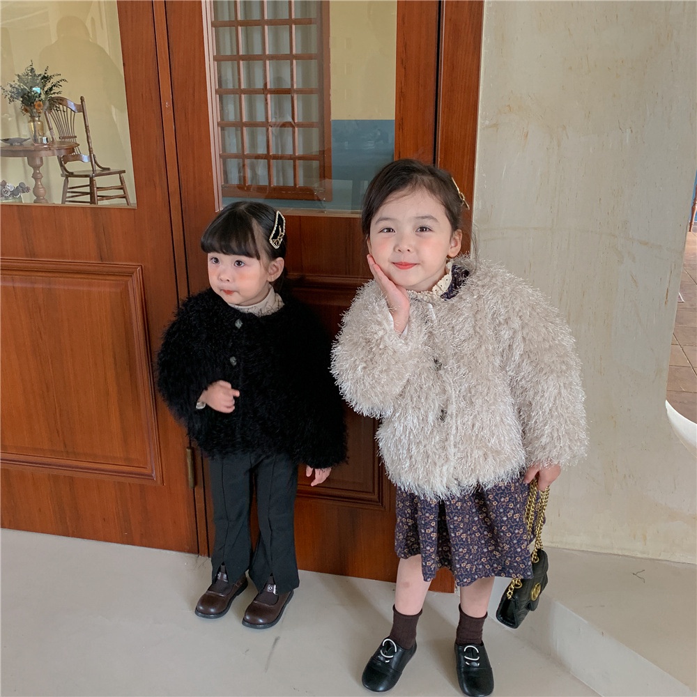Áo khoác len lót nhung phong cách Hàn Quốc thời trang cho bé gái