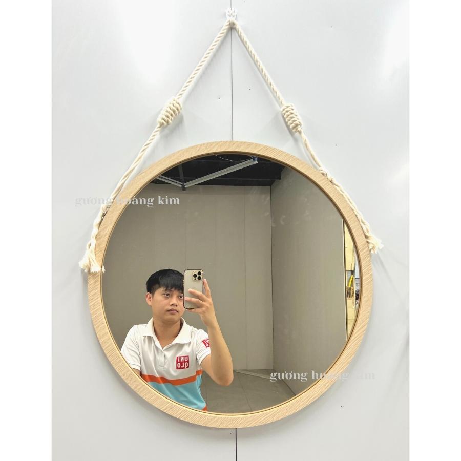 Gương trang điểm, gương tròn treo tường viền gỗ đường kính tự chọn, tặng phụ kiện treo không khoan - mirrortoctoc