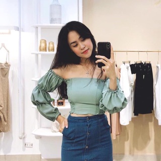 Áo croptop rớt vai nhúng