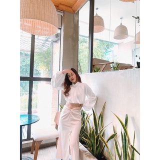 Nary Skirt - chân váy lụa satin xẻ tà