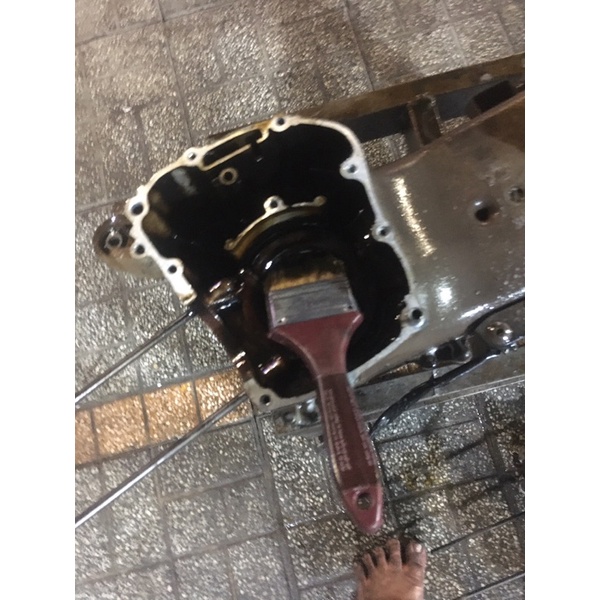 Tẩy nhôm lốc máy