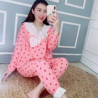 Bộ tiểu thư hoạ tiết dâu siêu ngọt