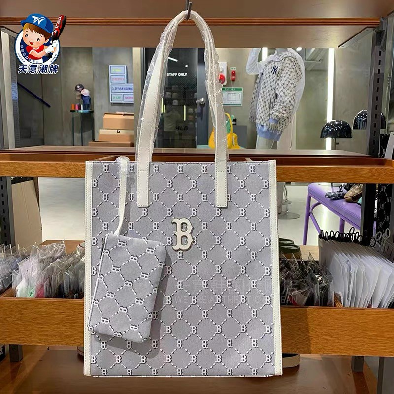 túi tote mlb kèm ví nhỏ size 37x40x9 cm đủ màu sẵn hàng