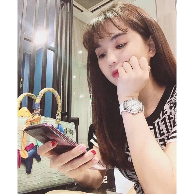 Đồng hồ nữ Hublot01 Ngọc Trinh cao cấp, không phải loại rẻ