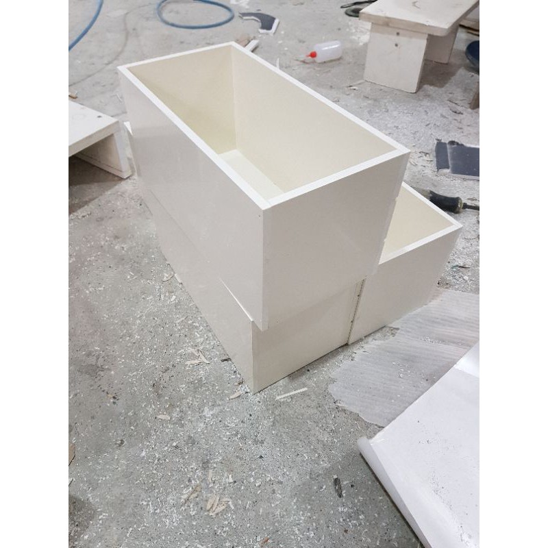 Chậu 50x20x20 composite    phẳng chân  0338073163 LAM KINH GADREN.
