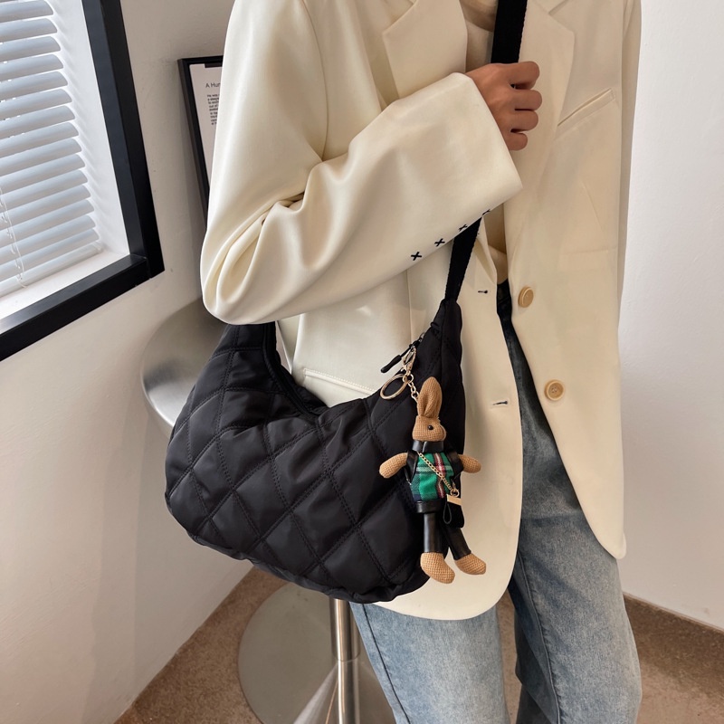 Túi Xách Đeo Vai Hình Thoi Đơn Giản Sức Chứa Lớn Phong Cách Retro Dễ Phối Đồ Cho Nữ