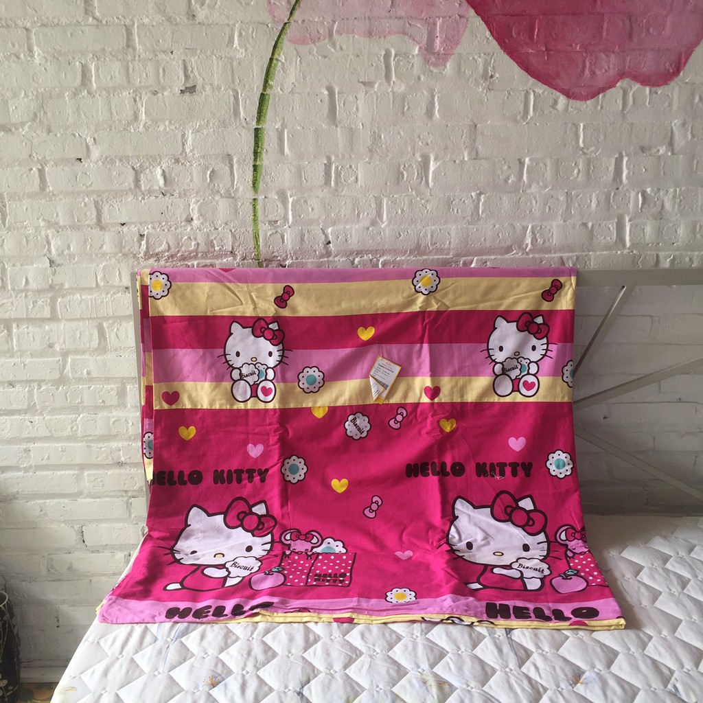 Vỏ chăn 2mx2.2m Hellokitty 740 còn 350