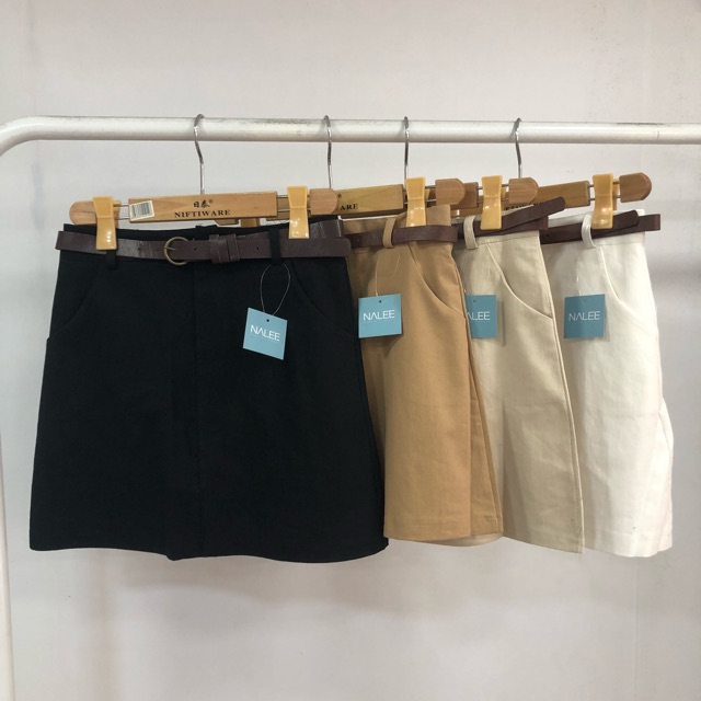 Chân váy kèm belt da