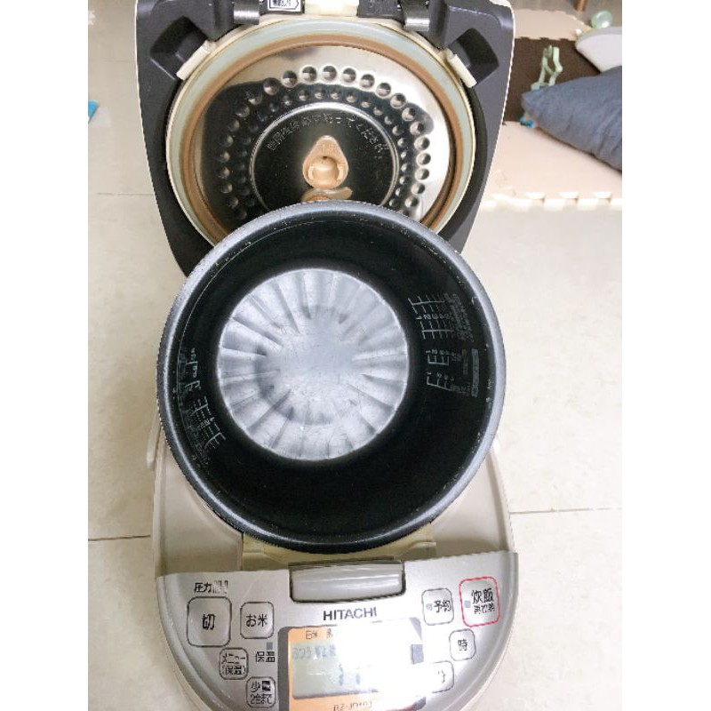 Nồi cơm điện cao tần áp suất nội địa Nhật bãi Hitachi 1.0L | BigBuy360 - bigbuy360.vn