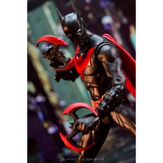 Mô hình McFarlane Batman Beyond (Batman:Futures End)