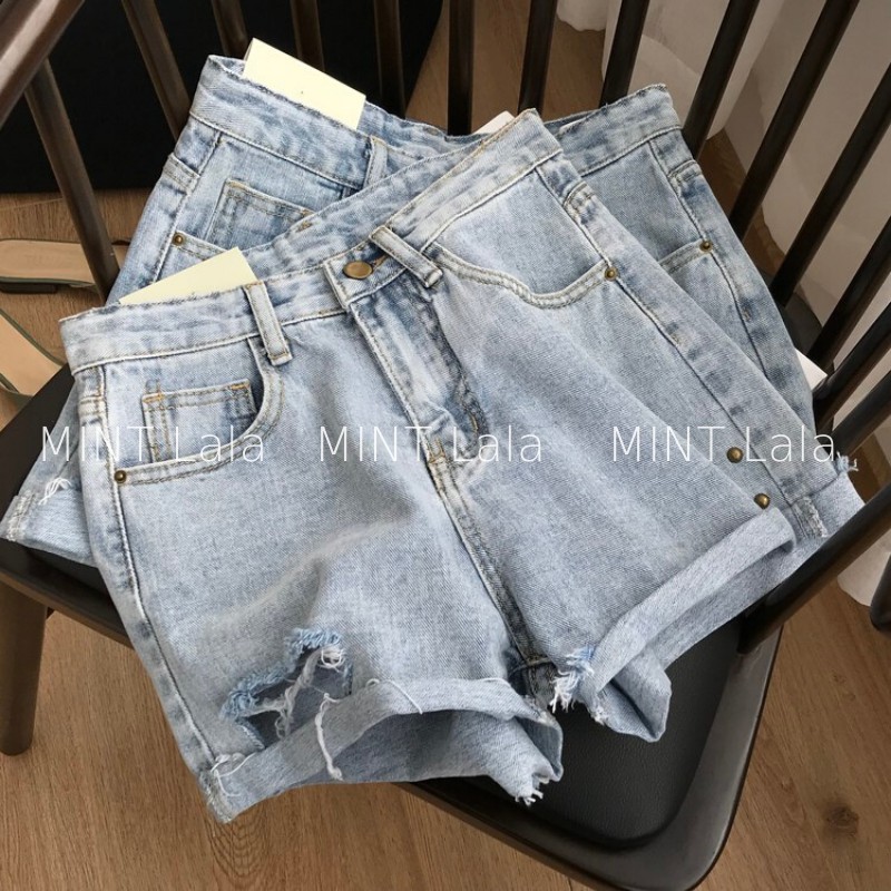 Quần Short Jean Nữ Rách Nhẹ Cạp Cao Màu Xanh Bạc